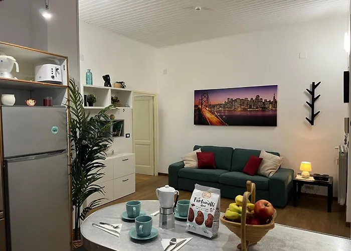 Tiburtina68 Apartment *